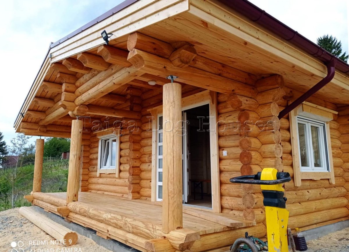 Бревенчатый дом 45м2 для г-на Юргена - Taiga Loghouse